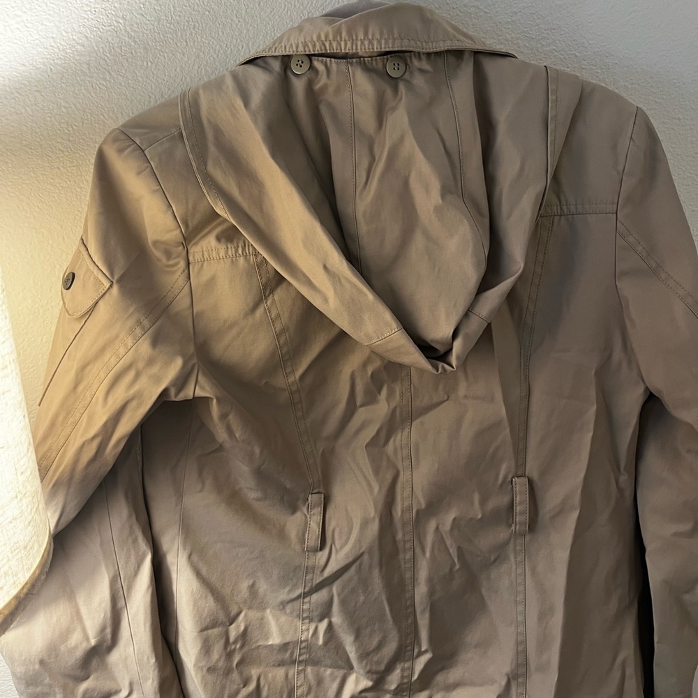 Beige Button-Up Jacket - Picture 6 of 6
